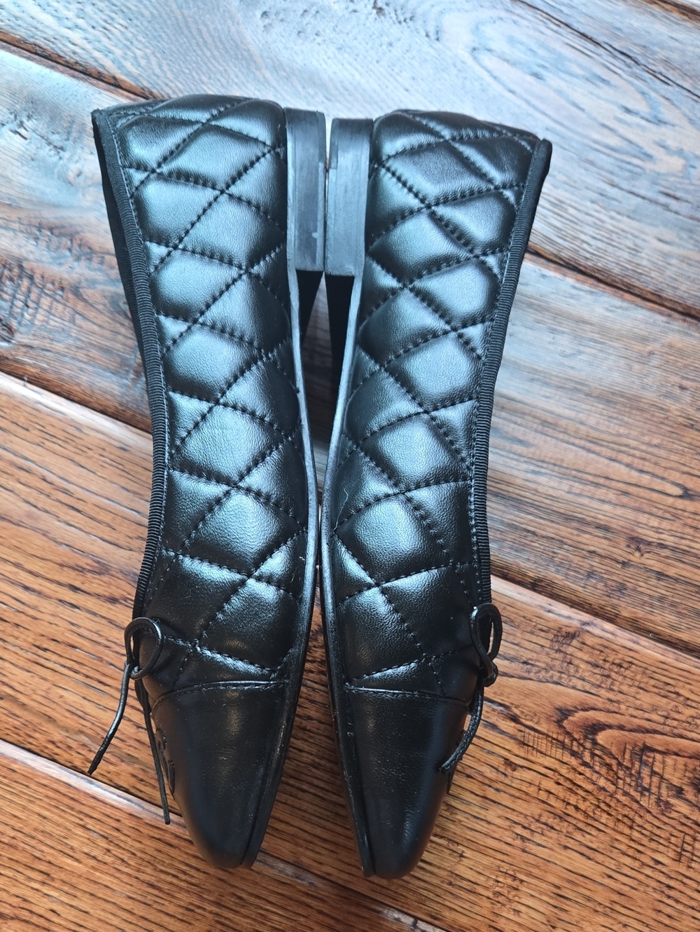 Chanel Black Quilted Leather Ballet Flats - Picture 4 of 9